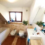 Mediterran-skandinavisch - Outdoorwhirlpool Ganzjaehrig Lägenhet